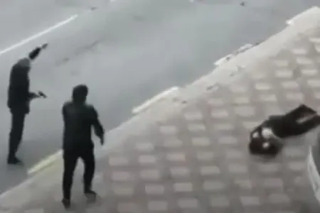 Azərbaycanlı avtoritetlər arasında atışma, ölən var - Video