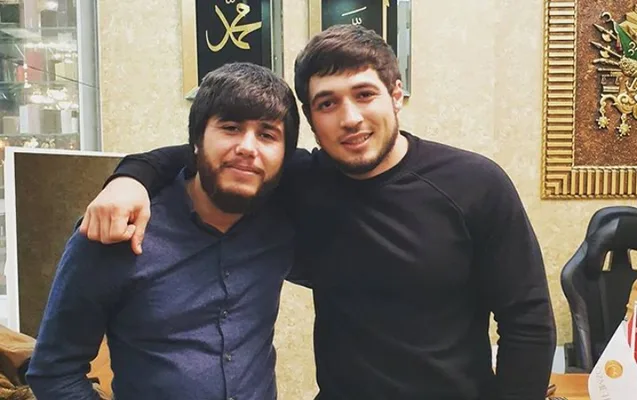 Azərbaycanlı avtoritetlər arasında atışma, ölən var - Video
