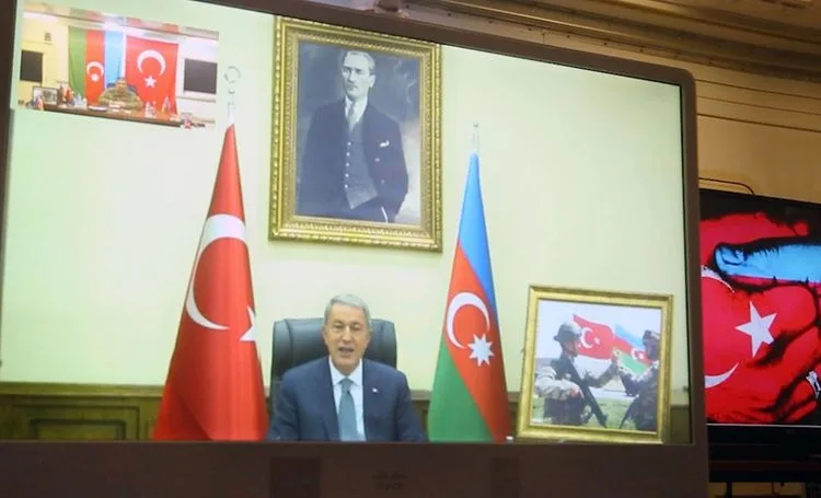 Zakir Həsənovla Hulusi Akar birgə izlədi - VİDEO