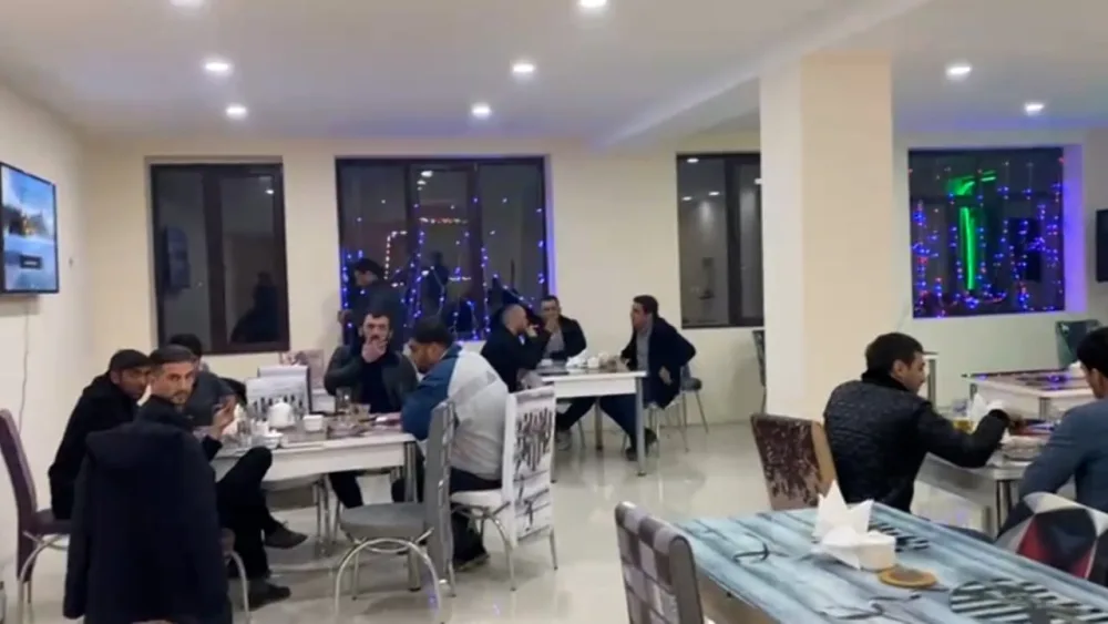Abşeronda karantini pozan çay evləri aşkarlandı - VİDEO