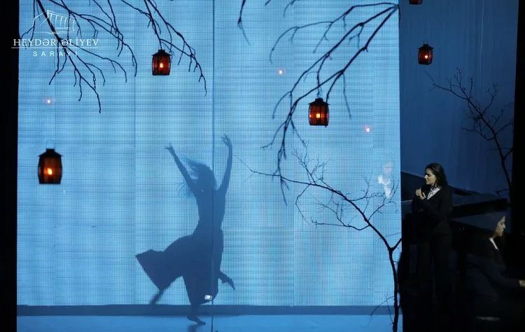 Heydər Əliyev Sarayı “Nizami Xəzinəsindən” layihəsi çərçivəsində yeni romanslar - təqdim edildi