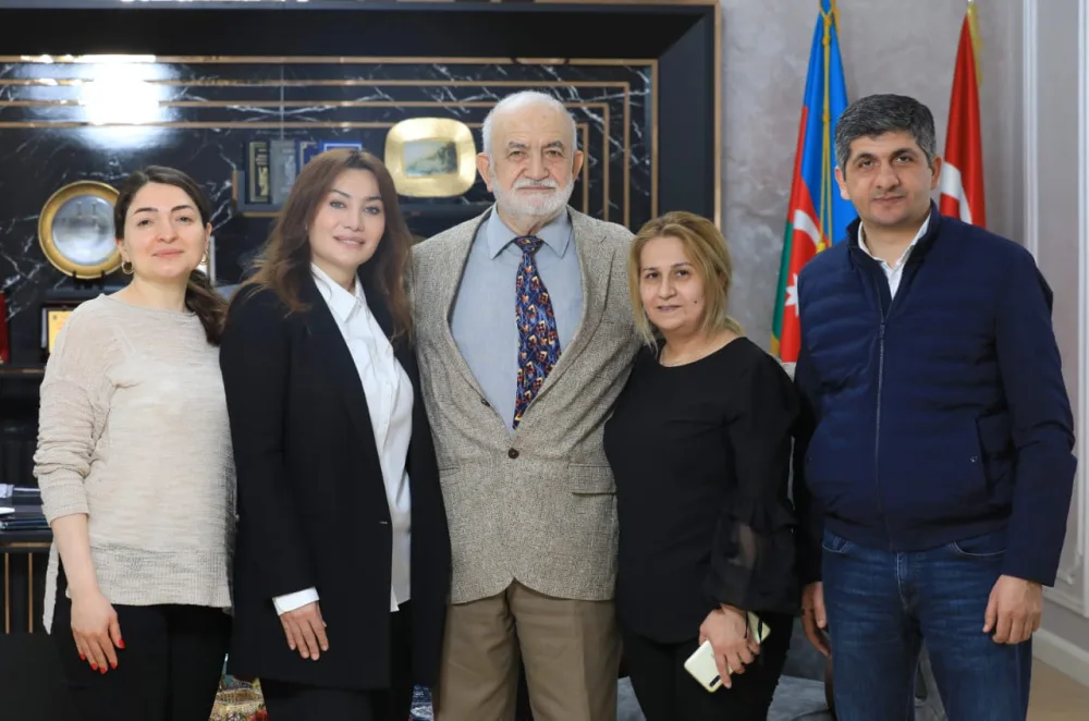 Qadının da olduğu dəstə evdən 11600 manat oğurladı - Video - Foto