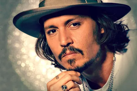 Conni Depp rus dilində - DANIŞDI - VİDEO