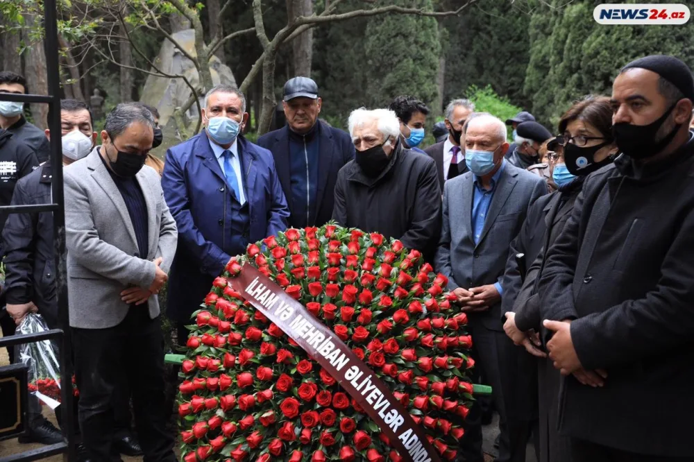 Xalq şairi Fikrət Qoca dəfn olundu - VİDEO - FOTOLAR