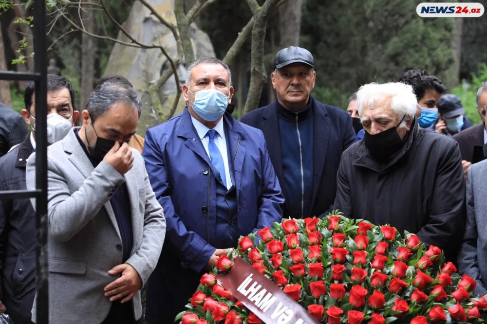 Xalq şairi Fikrət Qoca dəfn olundu - VİDEO - FOTOLAR