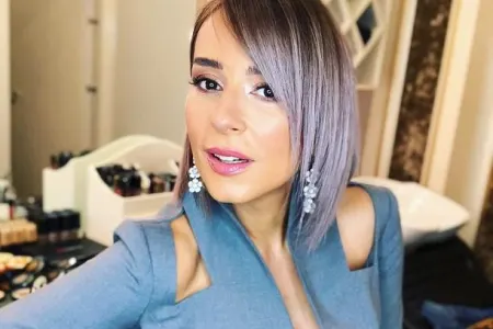 "Dəyərli sənətçilər ölkədən getməsin, musiqi alətlərini satmasınlar" - TÜNZALƏ AĞAYEVA