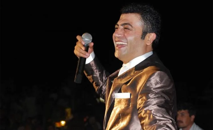 Məşhur müğənni - VƏFAT ETDİ - FOTO