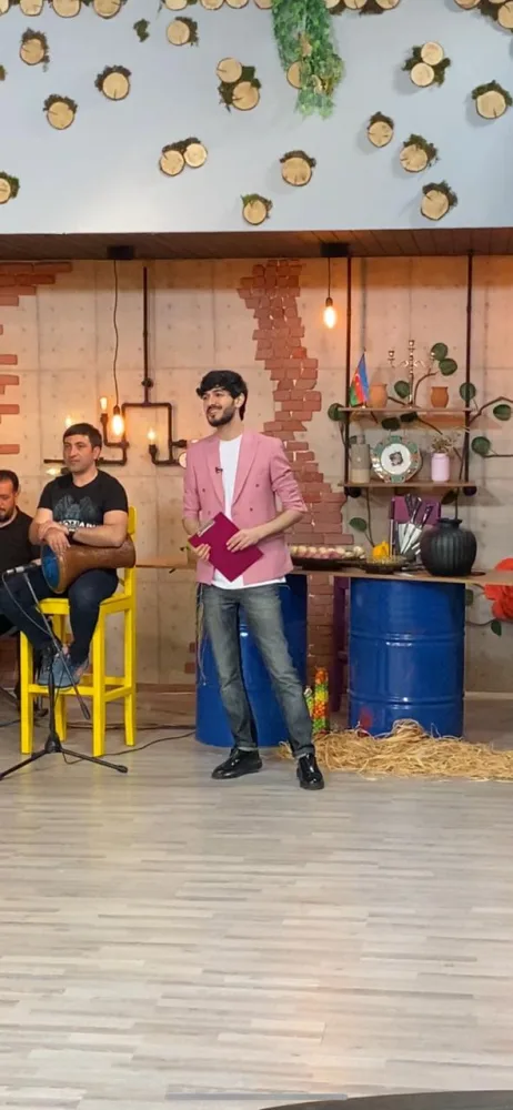 Niyam Salami aparıcılığa - BAŞLAYIR - FOTOLAR