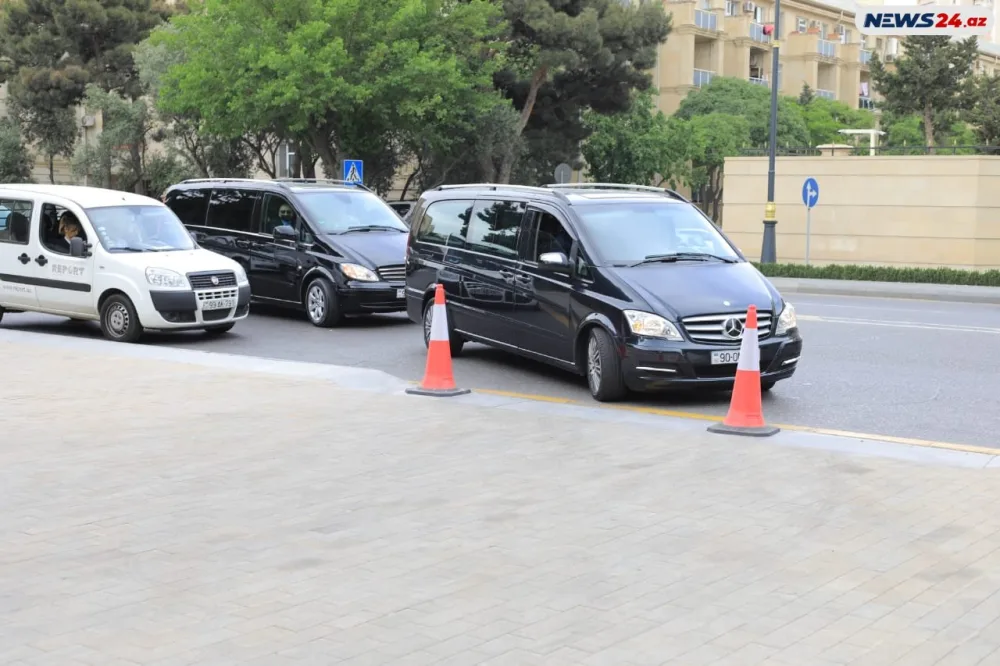 Xalq rəssamı Tahir Salahov I Fəxri Xiyabanda dəfn olundu - FOTO/VİDEO - YENİLƏNİB