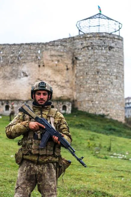 Goranboyda Vətən müharibəsi qazisi dövlət qulluğunda işlə təmin olundu