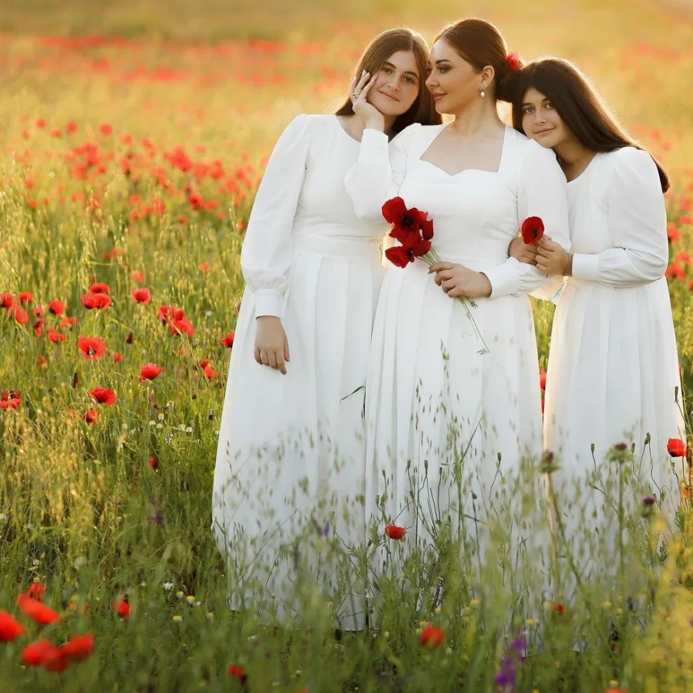 Lalə Azərtaş bu dəfə qızları ilə fotosessiya etdirdi