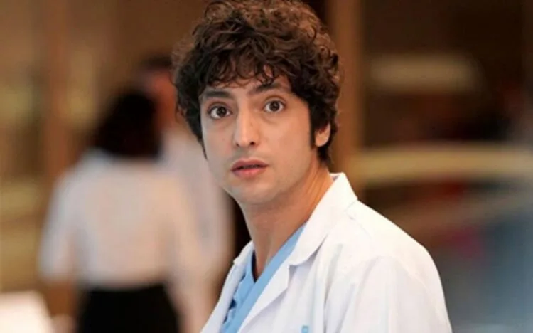 "Mucize doktor"un aktyoru - YENİ LAYİHƏDƏ - FOTO