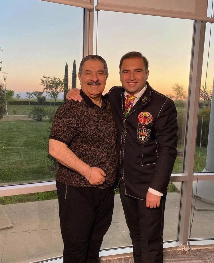 Xalq artisti üçüncü dəfə əməliyyat olundu - FOTO