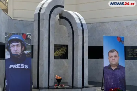 AZTV-də şəhid jurnalistlər üçün xatirə lövhəsi qoyuldu - FOTO/VİDEO