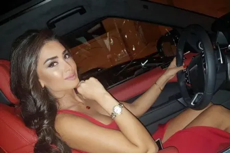 "Ən bahalı hədiyyəm 30 mindir" - Pərvin Abıyeva - VİDEO