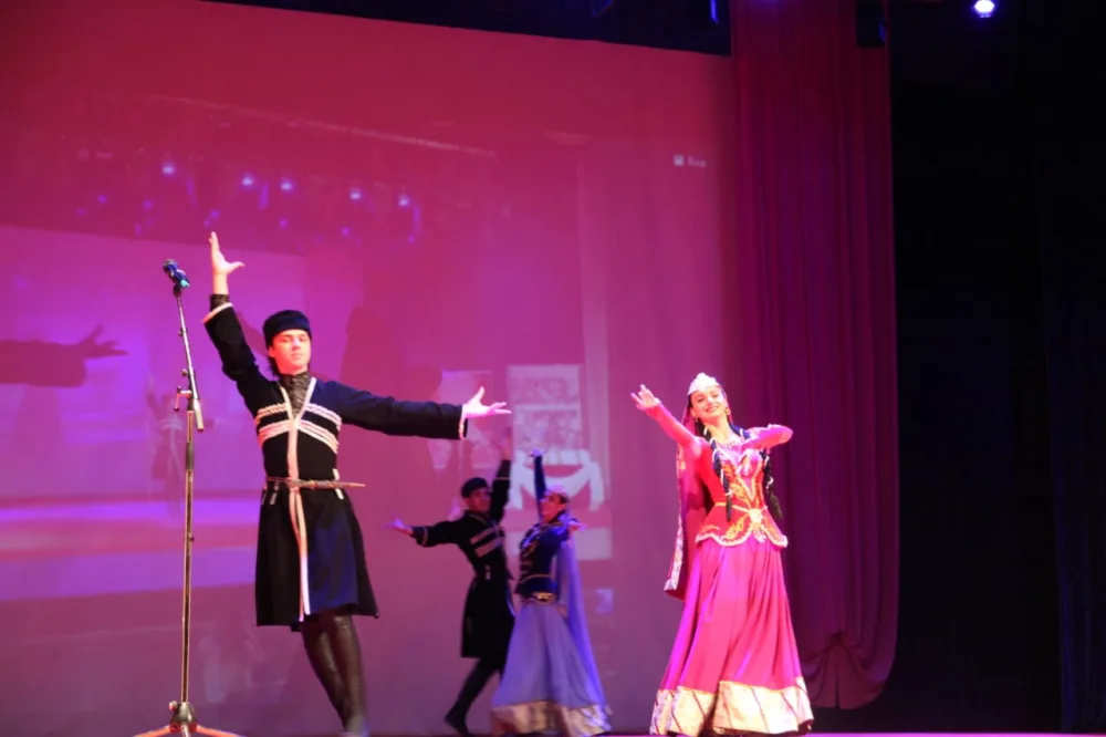 Musiqili Teatrda mükafatlandırma mərasimi keçirildi - FOTOLAR