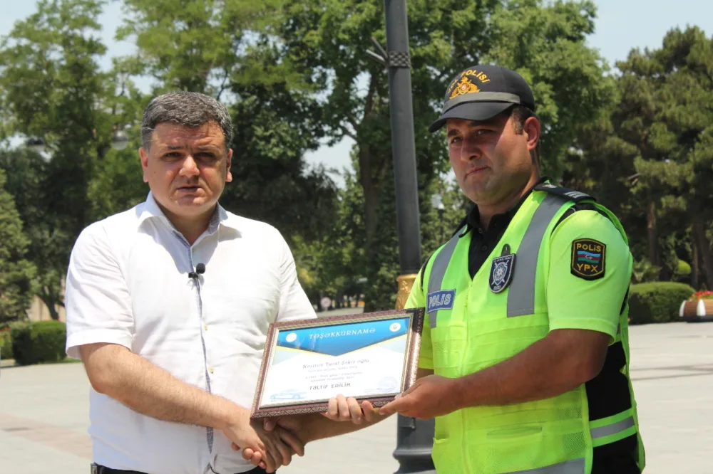 Yol polisləri belə təbrik edildi- - Azərbaycan polisi 103 - Fotolar- VİDEO