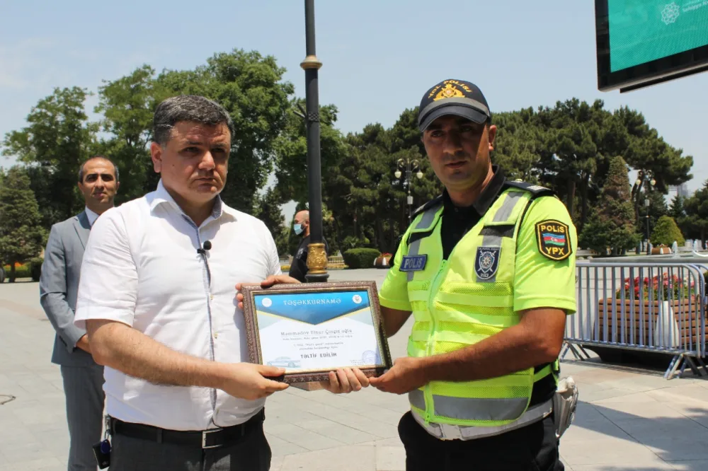 Yol polisləri belə təbrik edildi- - Azərbaycan polisi 103 - Fotolar- VİDEO