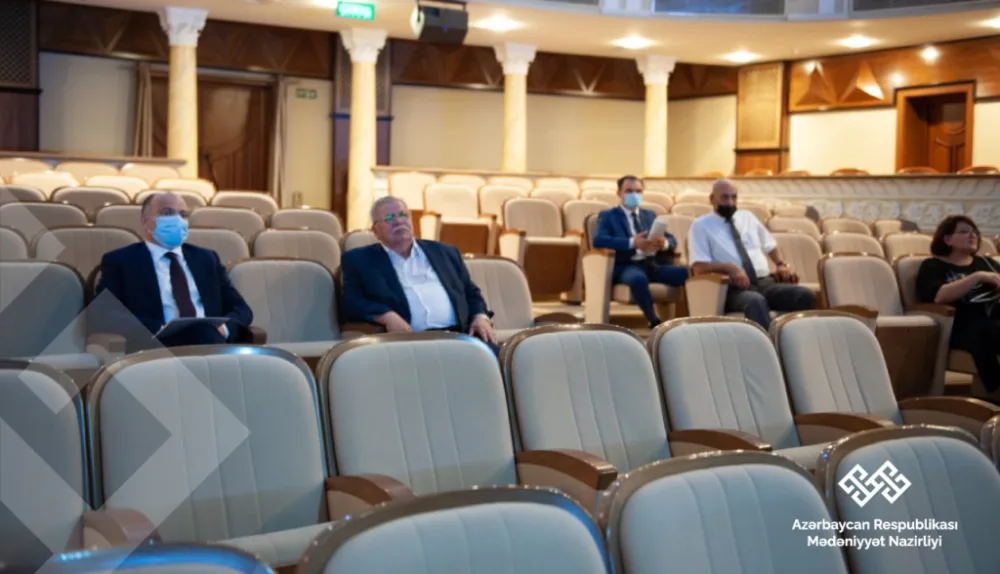 Mədəniyyət naziri AzDrama-da - Foto