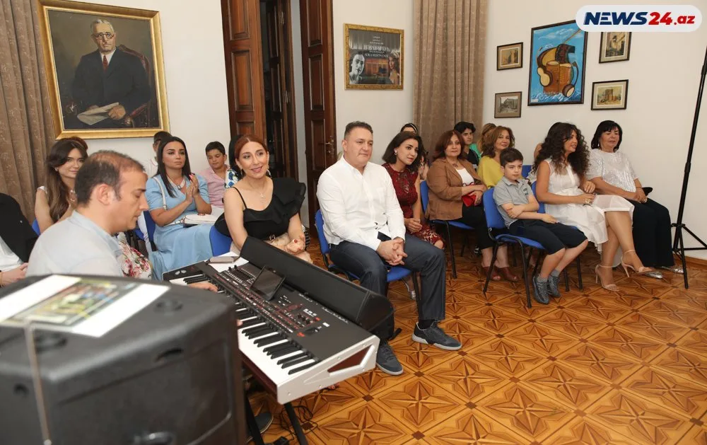 İlk dəfə ana və balanın adından qrup yaradıldı - "Günaydın" - Video - Foto