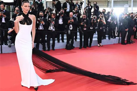 2021-ci ilin Kann Film Festivalının açılışı – - Fotolar - Video