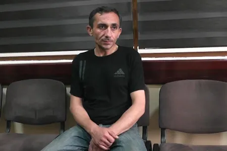 Gəncədə narkotik satan şəxslər saxlanıldı- - FOTO