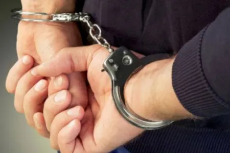 Qadın market müdirini siçovul videosu ilə hədələyib pul tələb etdi