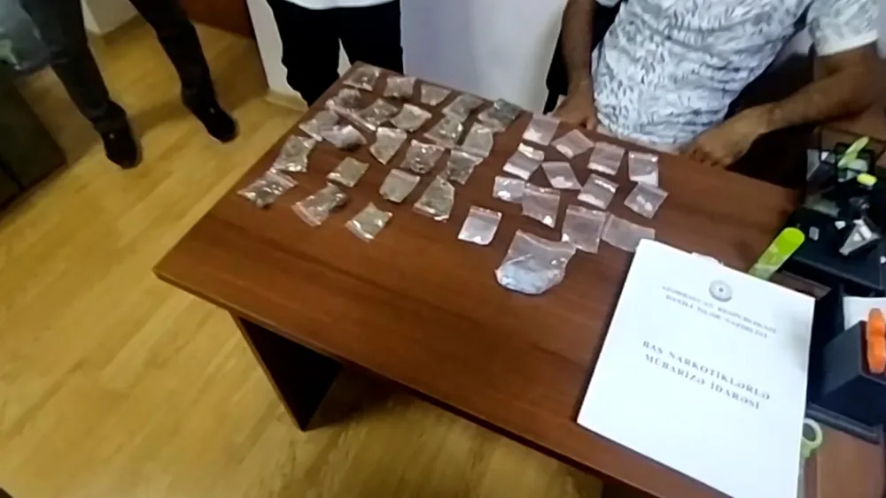 "Patı" satan keçmiş məhkumlar tutuldu- - ƏMƏLİYYAT-VİDEO