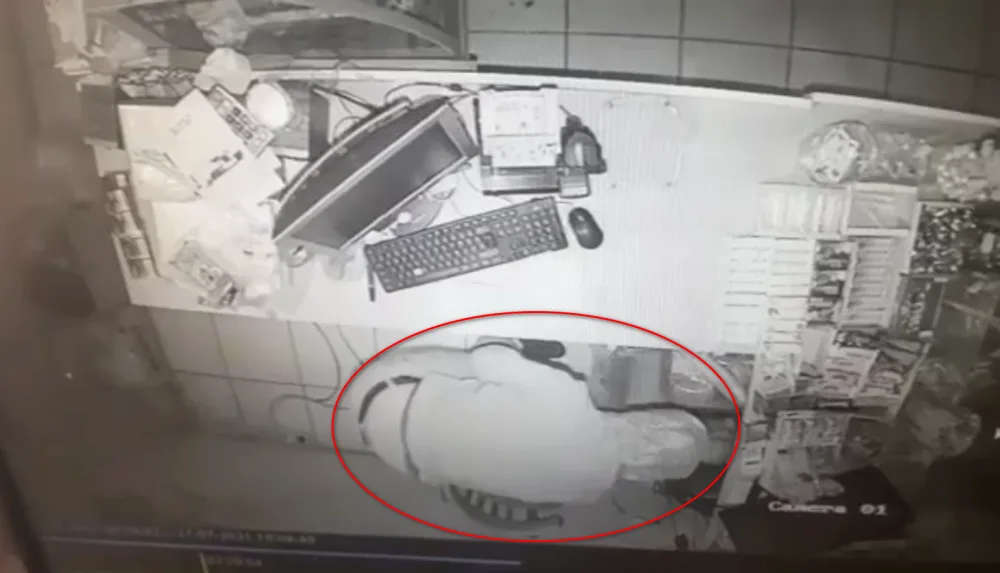 Gəncədə mağazadan oğurluq edən şəxs saxlanıldı