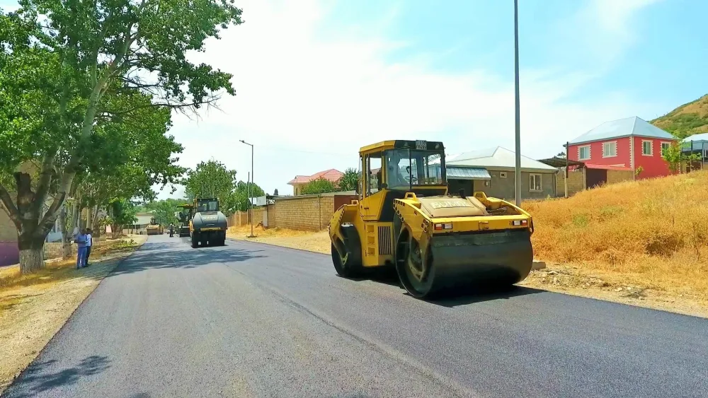 Şamaxının yol infrastrukturu müasir səviyyədə yenidən qurulur - FOTOLAR