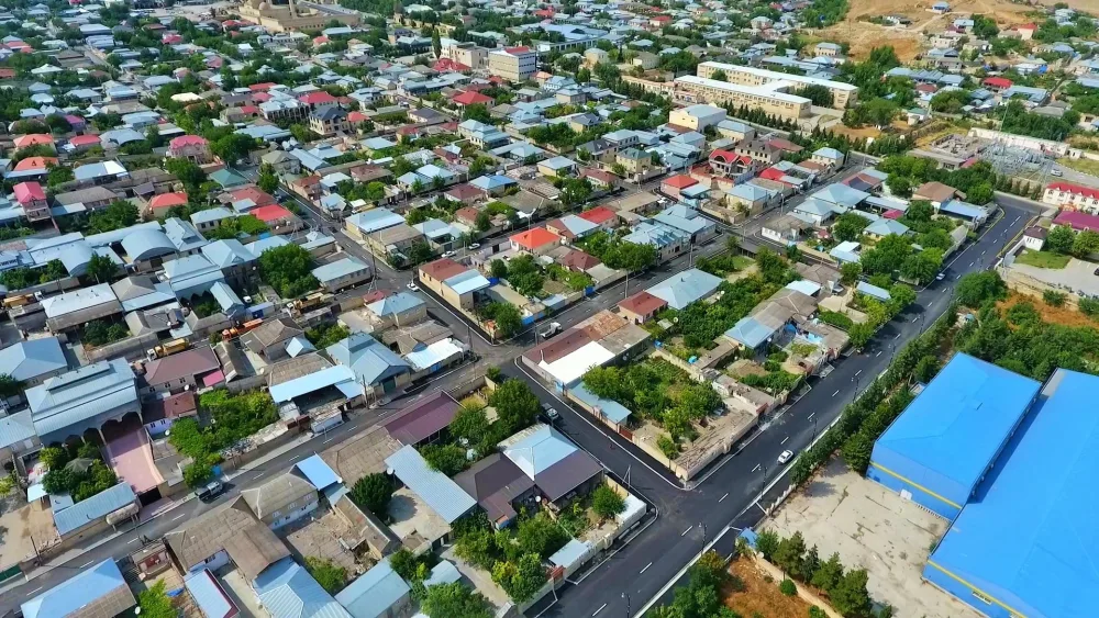 Şamaxının yol infrastrukturu müasir səviyyədə yenidən qurulur - FOTOLAR
