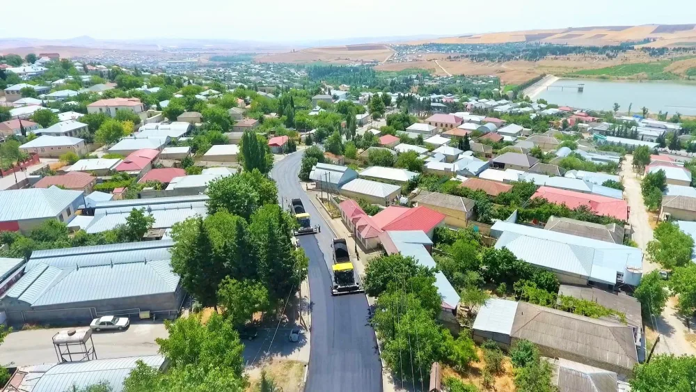 Şamaxının yol infrastrukturu müasir səviyyədə yenidən qurulur - FOTOLAR