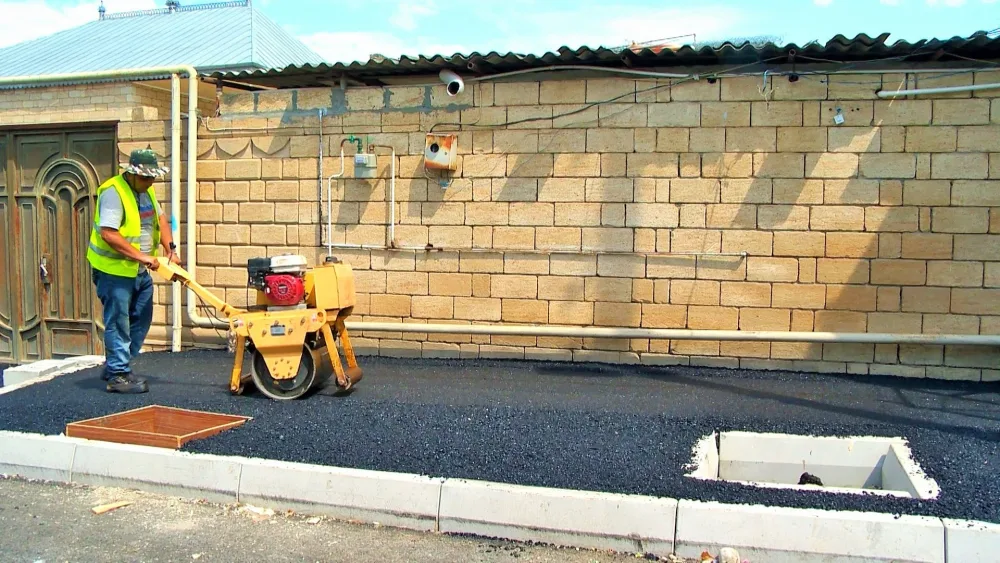 Şamaxının yol infrastrukturu müasir səviyyədə yenidən qurulur - FOTOLAR