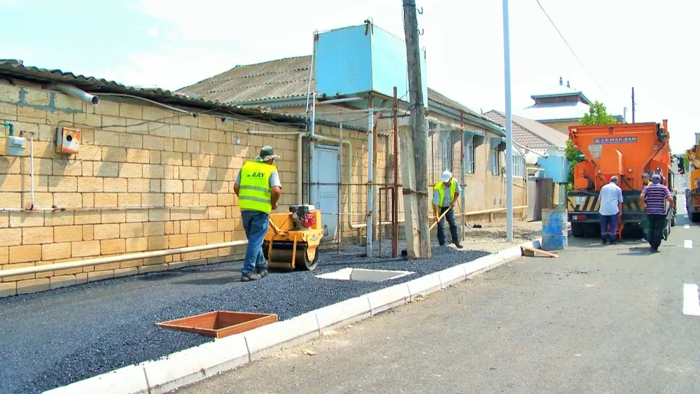 Şamaxının yol infrastrukturu müasir səviyyədə yenidən qurulur - FOTOLAR