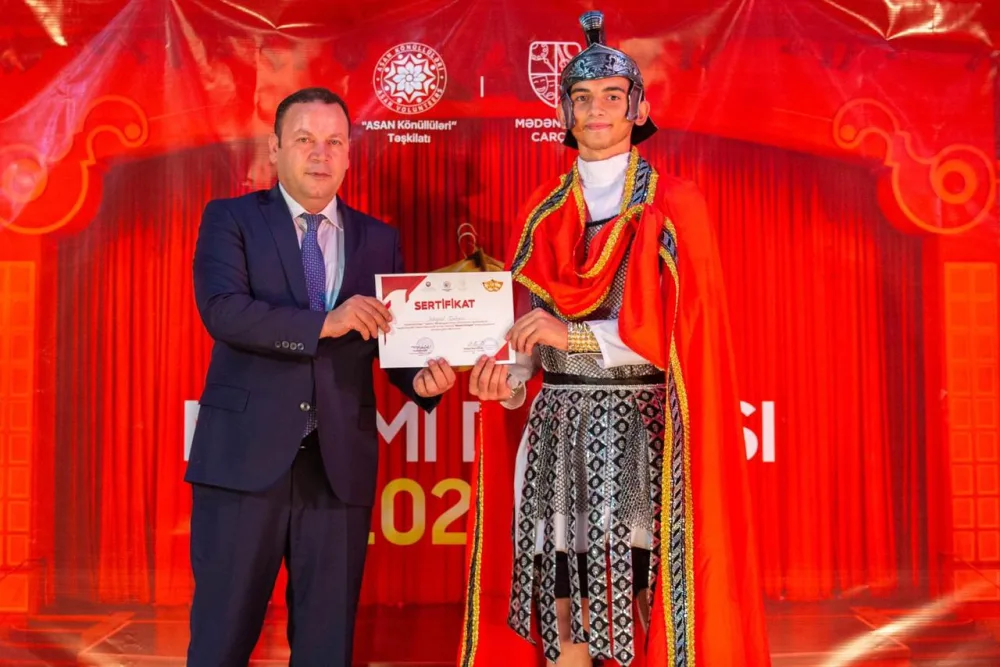 "ASAN Könüllüləri" Təşkilatı "Nizami dünyası" kompozisiyasını təqdim edib - FOTOLAR