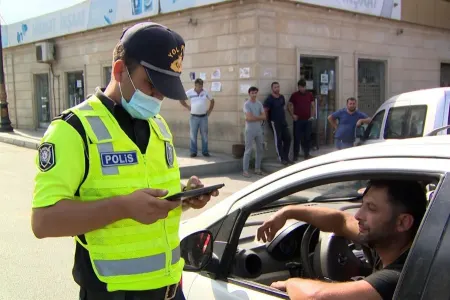 Polis Bakıda reyd keçirdi
