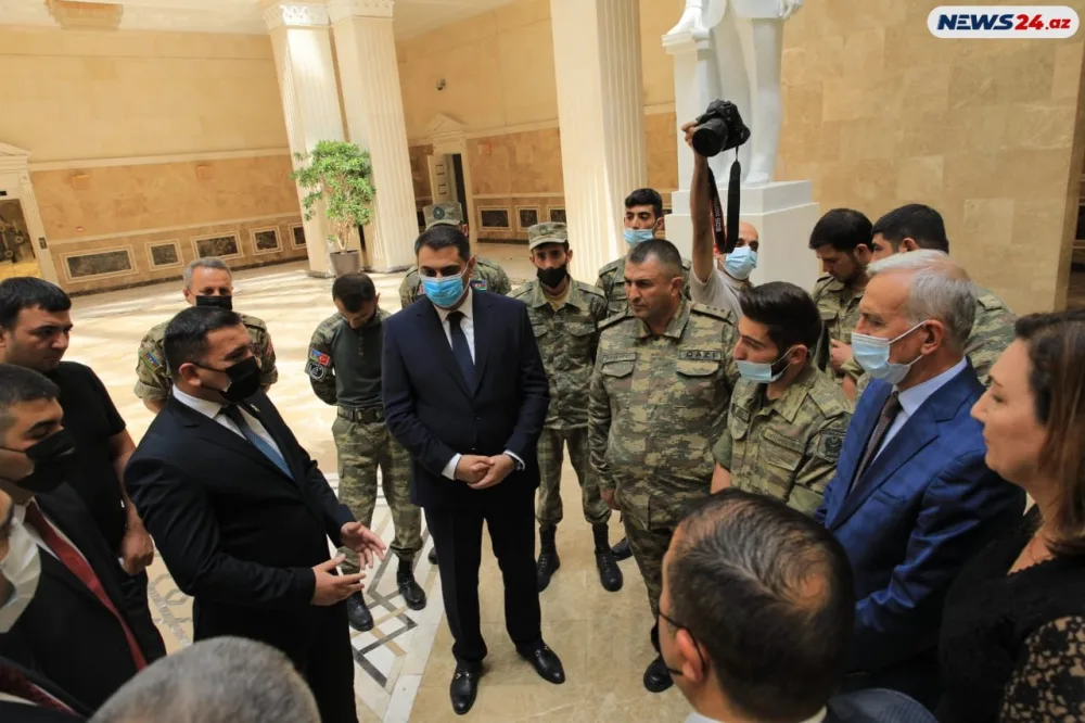 Qazilər ən çox əlillik dərəcələrinin təyinatından şikayətçidirlər- - Ali Məhkəməyə infotur -FOTOLAR