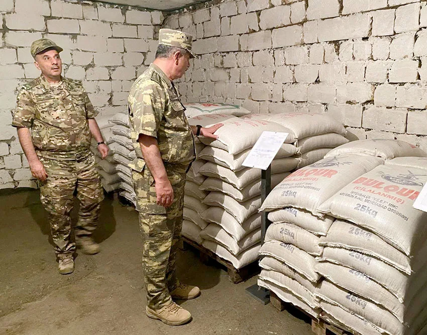 Zakir Həsənov azad edilmiş ərazilərdə yeni anbarların qışa hazırlığını yoxladı - FOTO -VİDEO