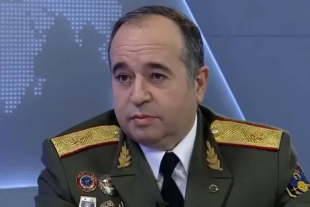 Ermənistanın müdafiə naziri Şoyqunun dəvəti ilə Moskvaya getdi