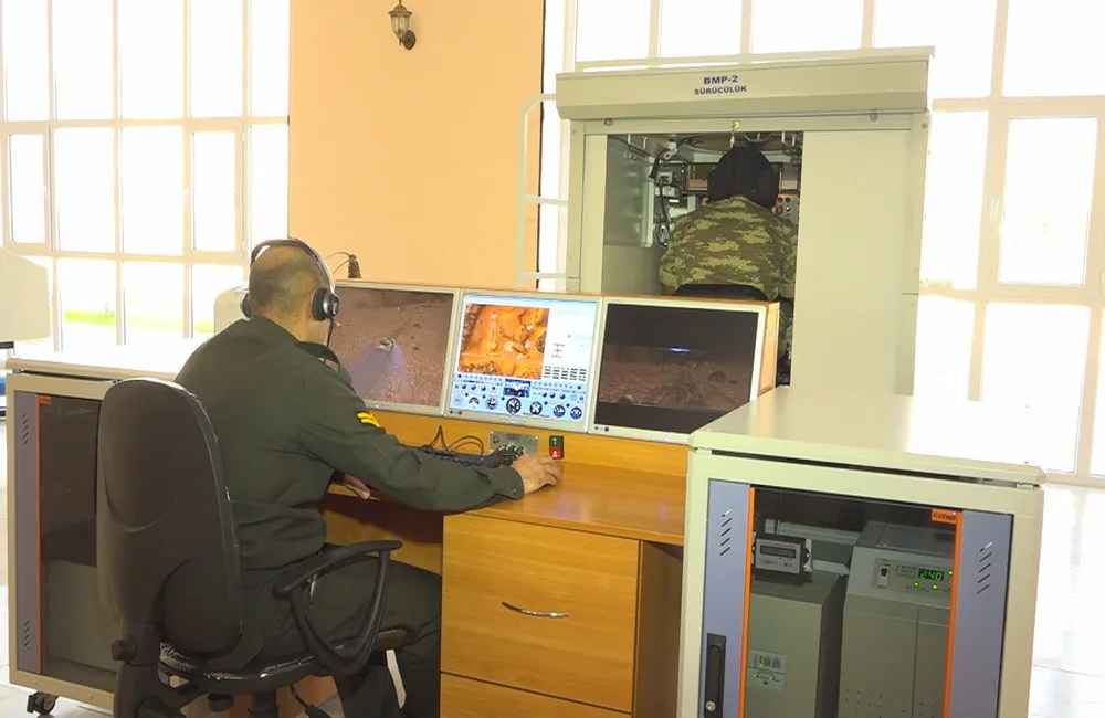 Ordunun tank və mexanikləşdirilmiş birləşmələri məşğələlərlə başladı - VİDEO__NEWL____NEWL__