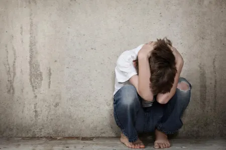 Bakıda ər-arvad bacısı uşaqlarını qızdırılmış bıçaqla yandırdı