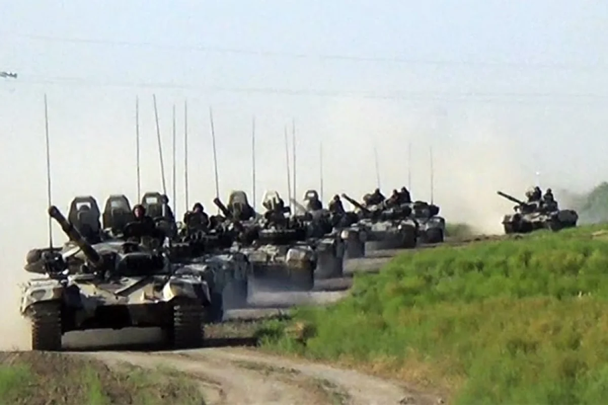 Tank bölmələri intensiv döyüş hazırlığı məşğələlərinə başlayıb