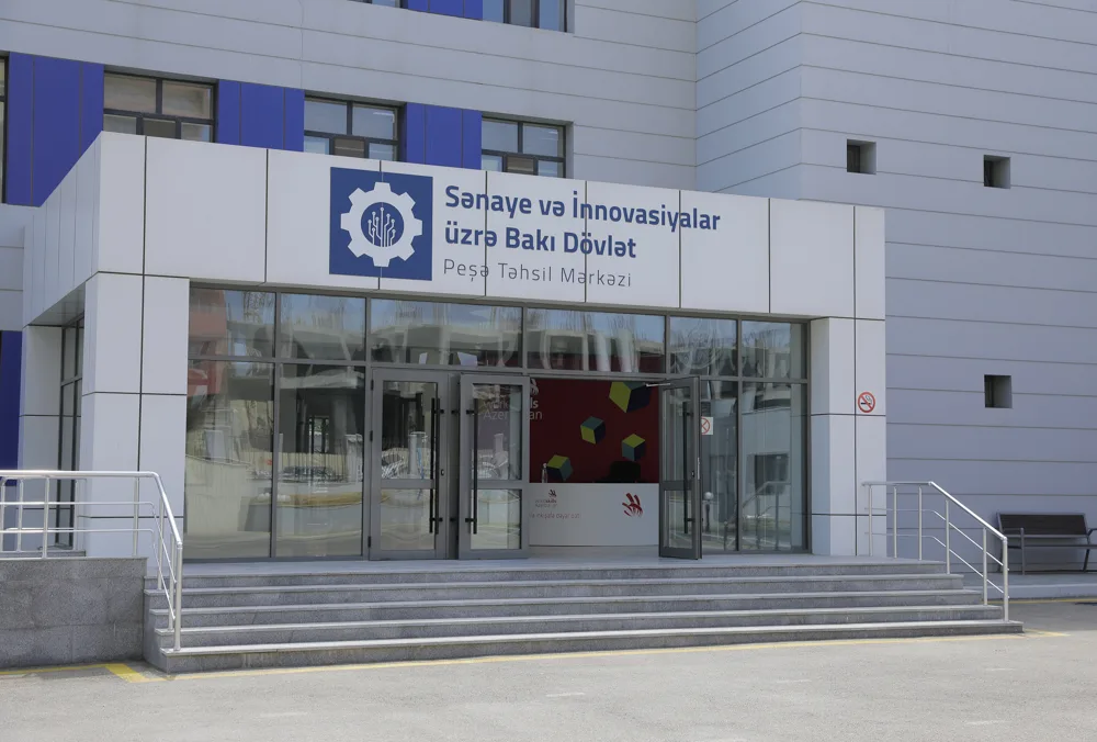 Peşə Təhsil Mərkəzinə - mediatur: FOTOLAR