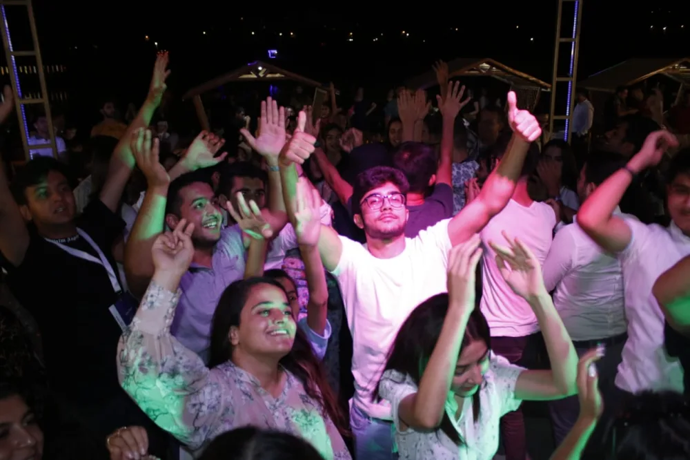 "Gənc Liderlər üçün Yay Universiteti"nin beşinci günü başa çatıb - FOTOLAR