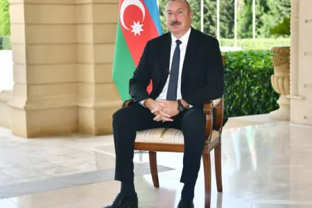 “Ölümə gedənlər məhz çadırlarda böyüyən minlərlə gənclər oldu”