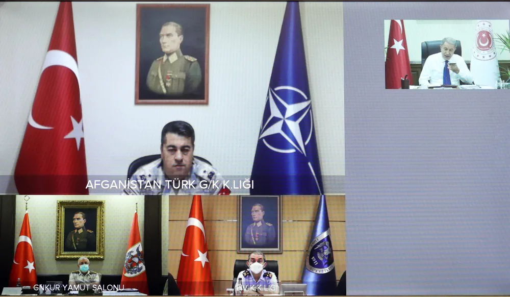 Hulusi Akar Əfqanıstandakı vəziyyətlə bağlı müşavirə keçirdi