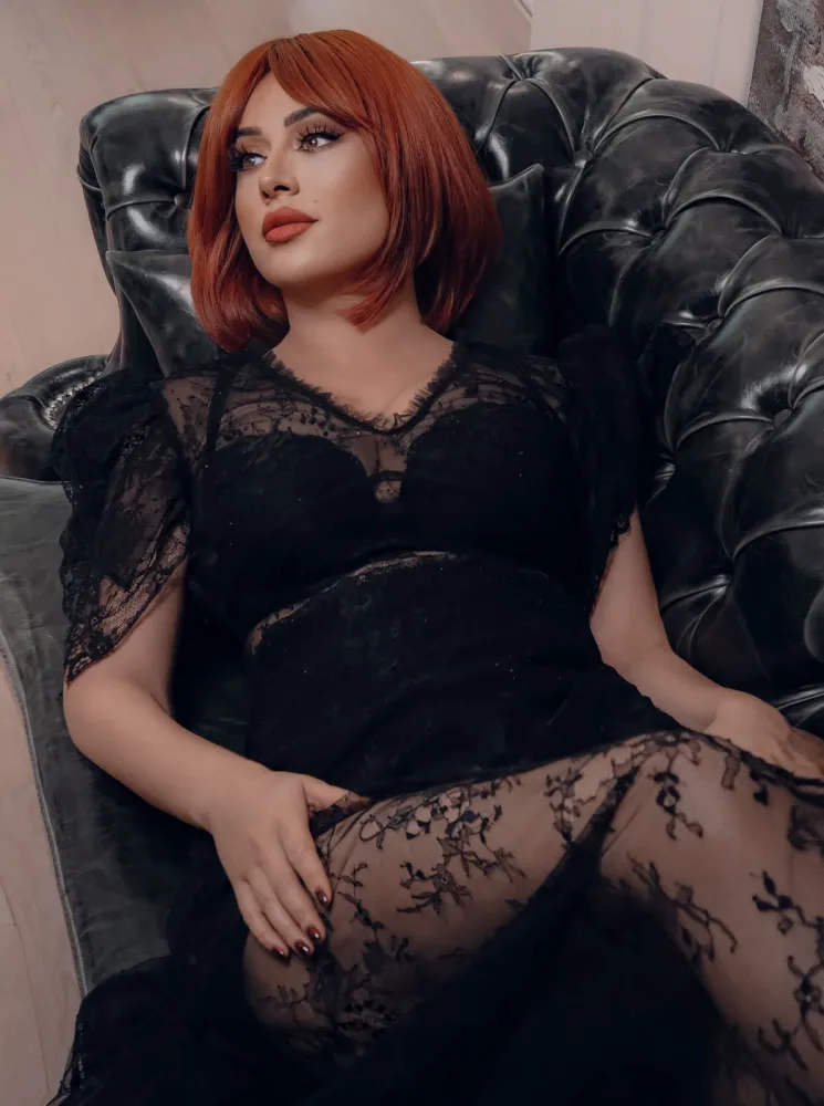 Roza Zərgərlidən ecazkar - FOTOLAR