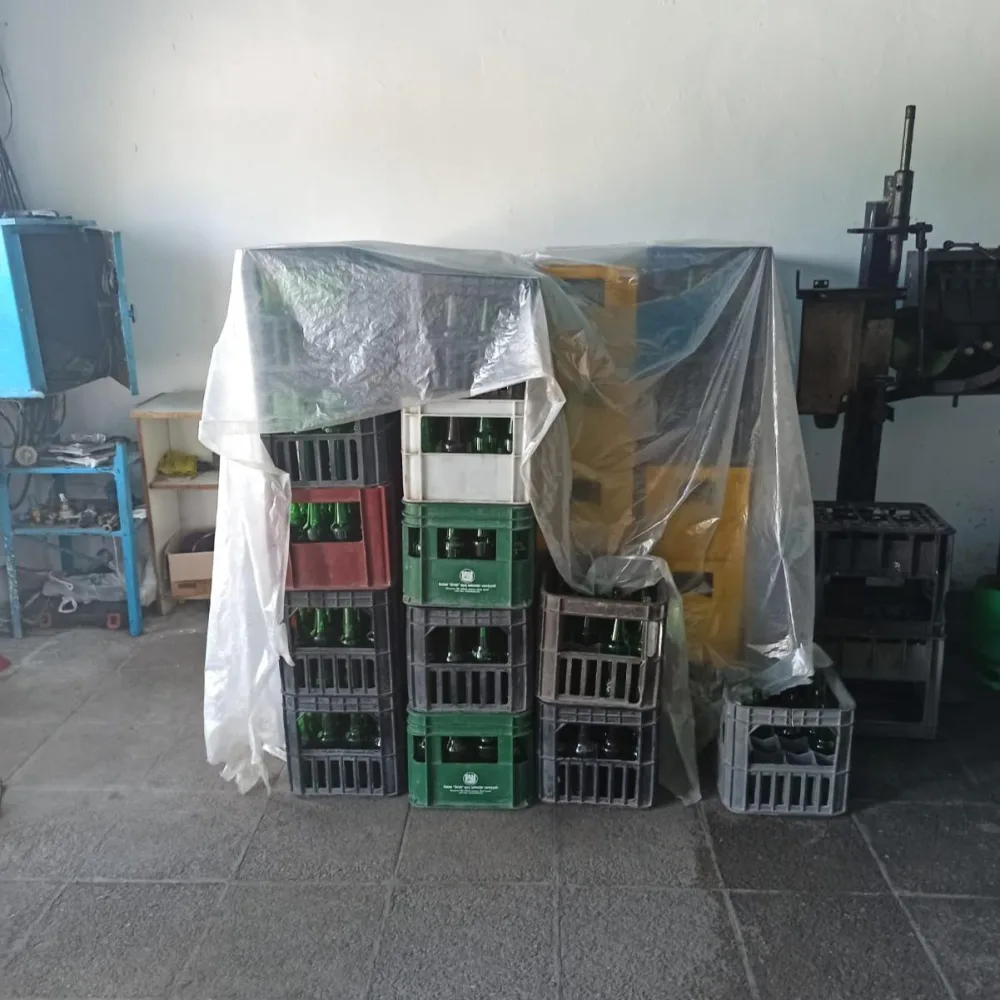 Qanunsuz fəaliyyət göstərən pivə istehsalı müəssisəsi aşkarlandı - Fotolar