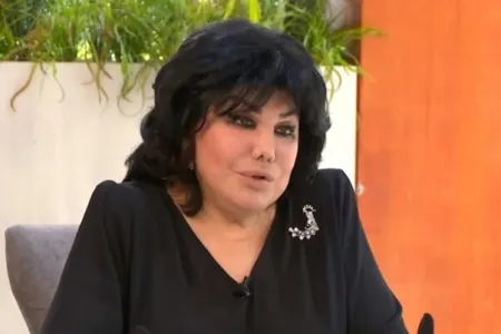 "Kişilik sütununu, insaniyyətini, vicdanını itirmək..." - FLORA KƏRİMOVA