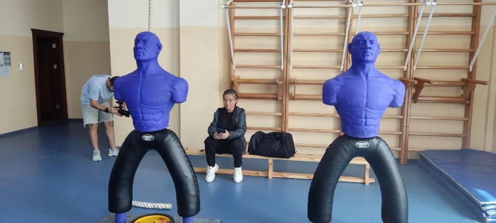 Elnarə Xəlilova boksçu qız obrazında - FOTOLAR